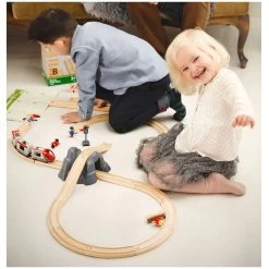 Brio World Railway Starter Set A 19 Brio World Railway Starter Set A -Children's Toy Store Brio World Railway Starter Set A BRIO 1685953028