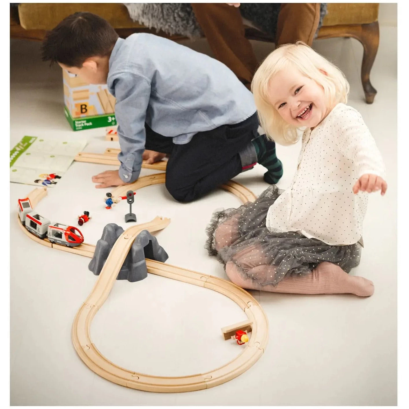 Brio World Railway Starter Set A 10 Brio World Railway Starter Set A - Image 8