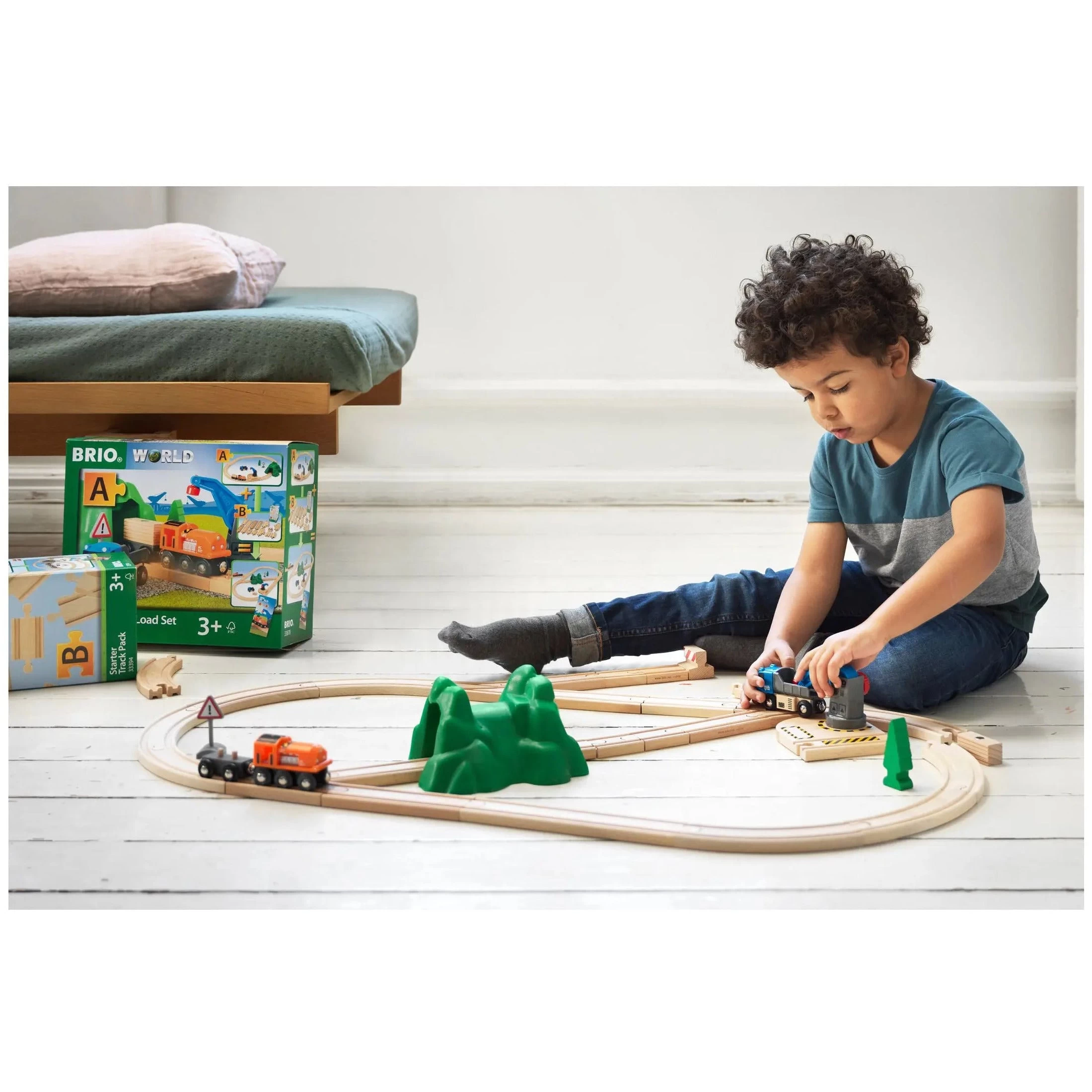 Brio World Starter Lift & Load Set A 7 Brio World Starter Lift & Load Set A - Image 6