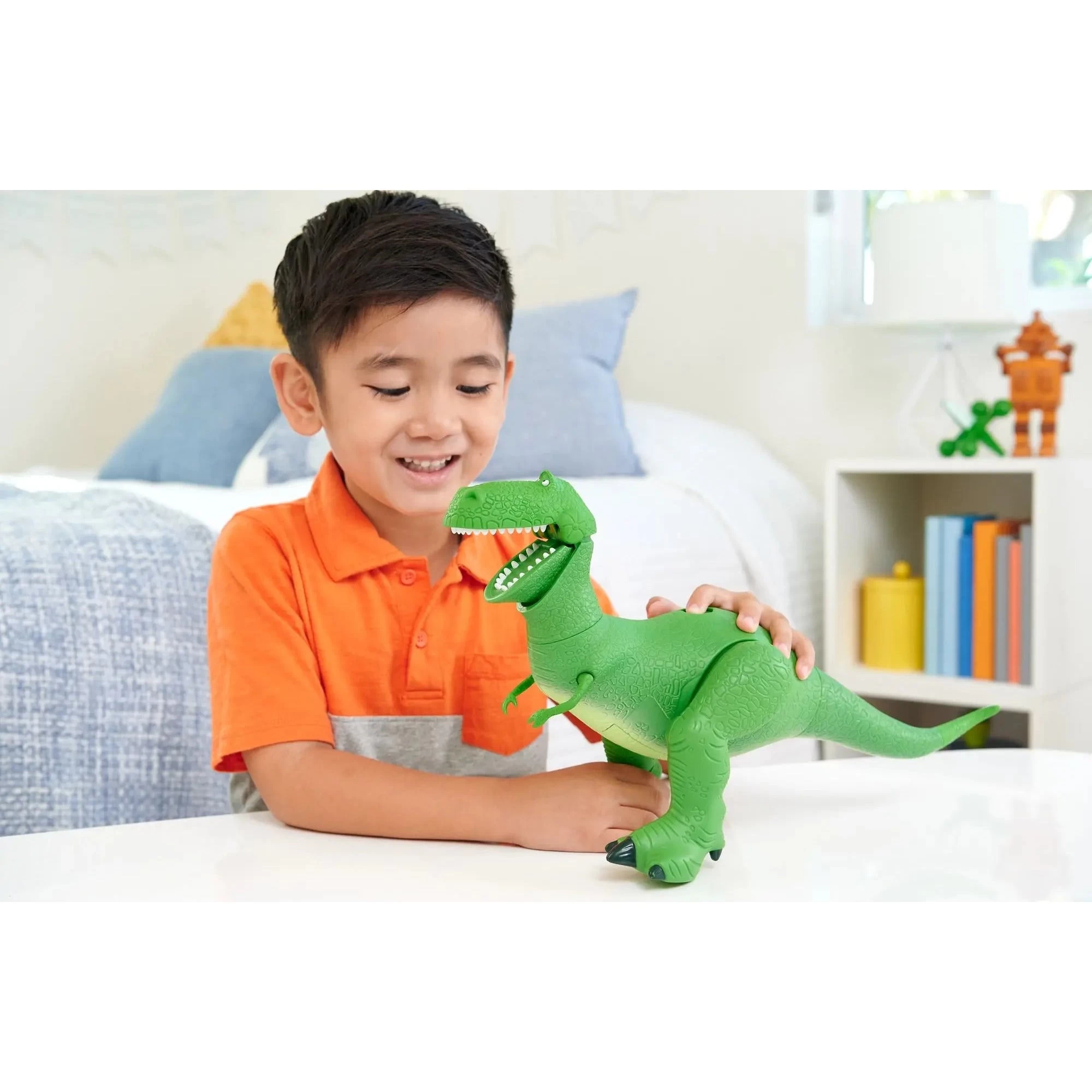 Disney Pixar Toy Story Roarin' Laughs Rex 4 Disney Pixar Toy Story Roarin' Laughs Rex - Image 2