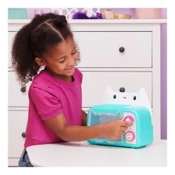Gabby's Dollhouse Bakey With Cakey Oven 13 Gabby's Dollhouse Bakey With Cakey Oven -Children's Toy Store Gabby sDollhouseBakeywithCakeyOven6
