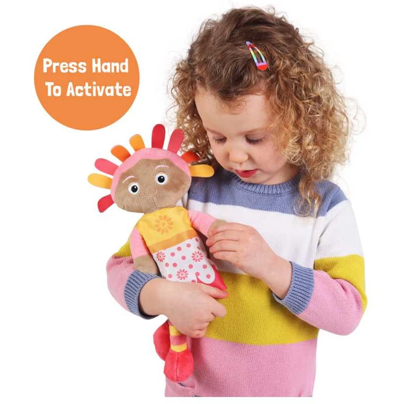 In The Night Garden Upsy Daisy Talking Soft Toy 7 In The Night Garden Upsy Daisy Talking Soft Toy - Image 5