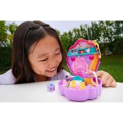 Polly Pocket Something Sweet Cupcake Compact -Children's Toy Store PollyPocketSomethingSweetCupcakeCompact3