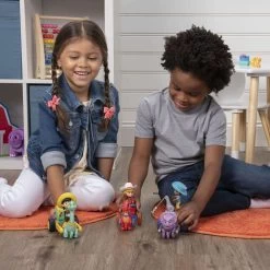 Dino Ranch Min & Clover's Care Cart -Children's Toy Store dino ranch min clovers care cart 887534