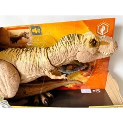 Jurassic World Hunt 'n Chomp Tyrannosaurus Rex 18 Jurassic World Hunt 'n Chomp Tyrannosaurus Rex -Children's Toy Store image 97966a03 dc84 486b abbc 16b29fe73ea1